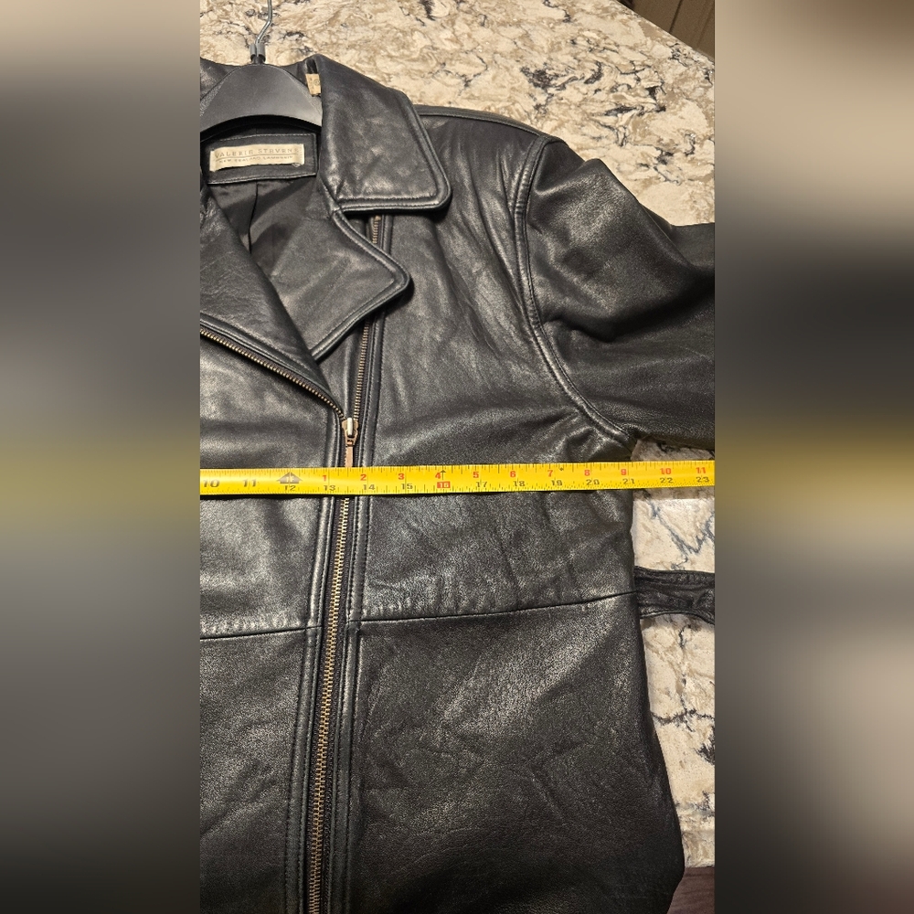 Valerie Stevens New Zealand Lambskin Black Belted Jacket Women's Sz 12 - Picture 9 of 9